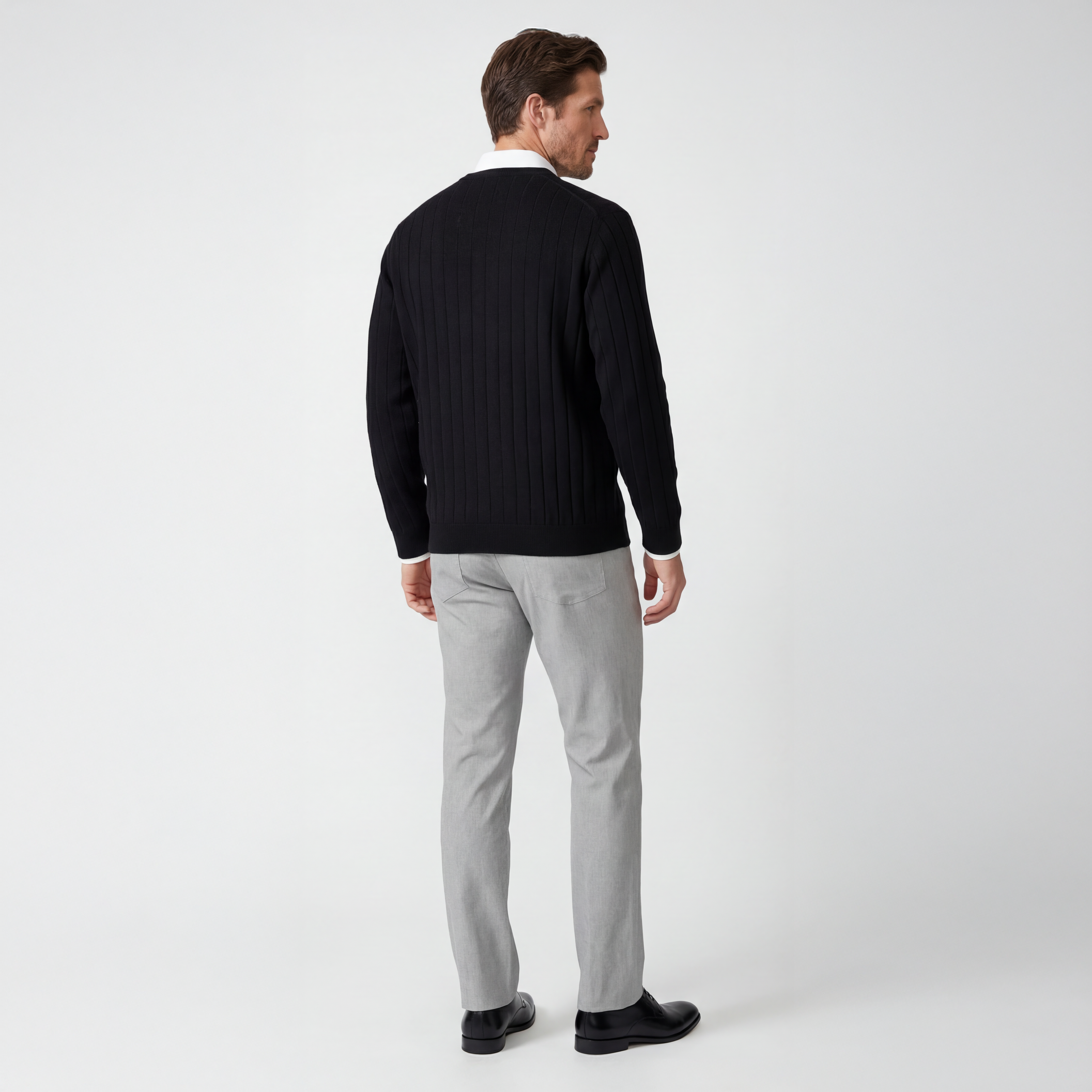 Signature Merino V-neck Pullover Sweater