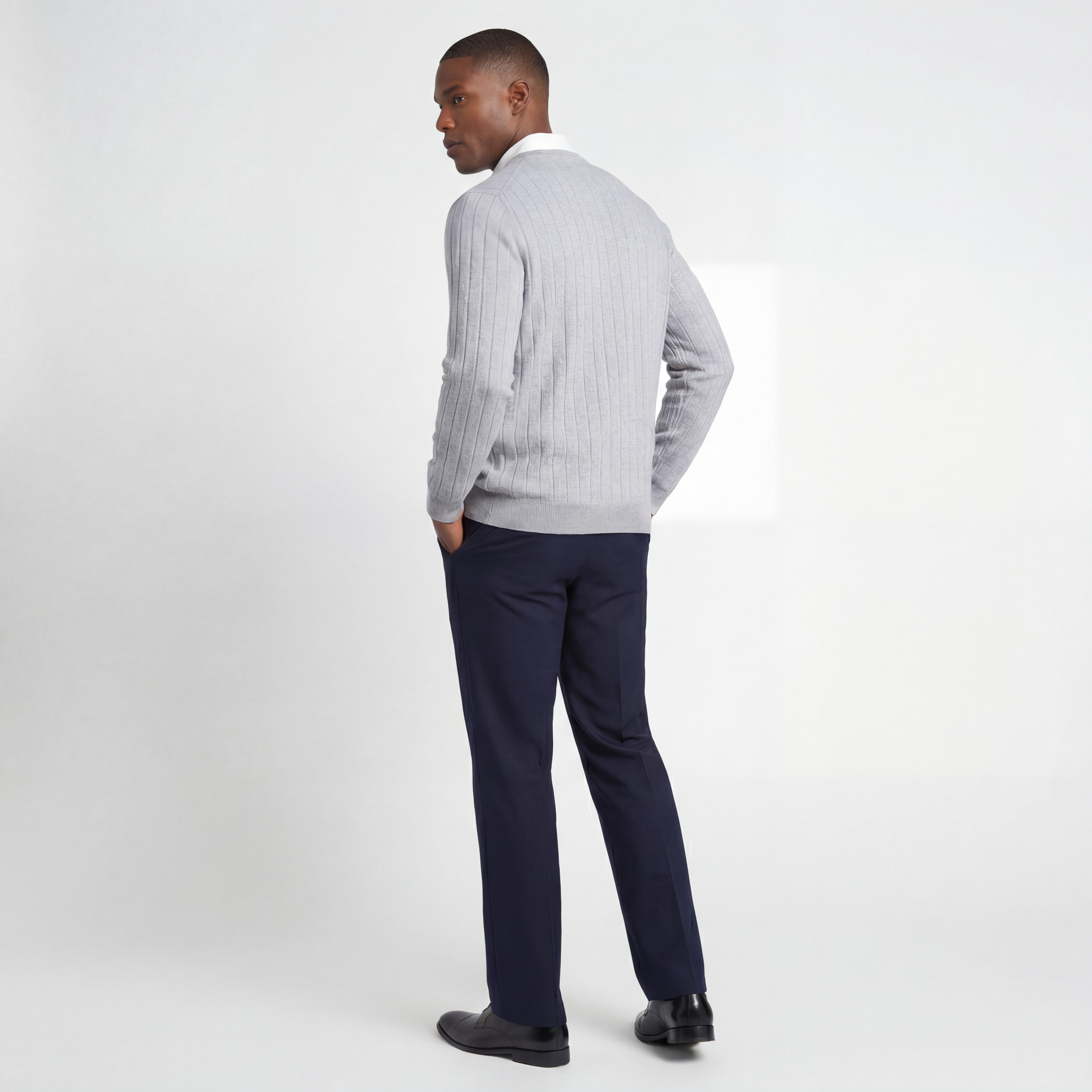 Signature Merino V-neck Pullover Sweater