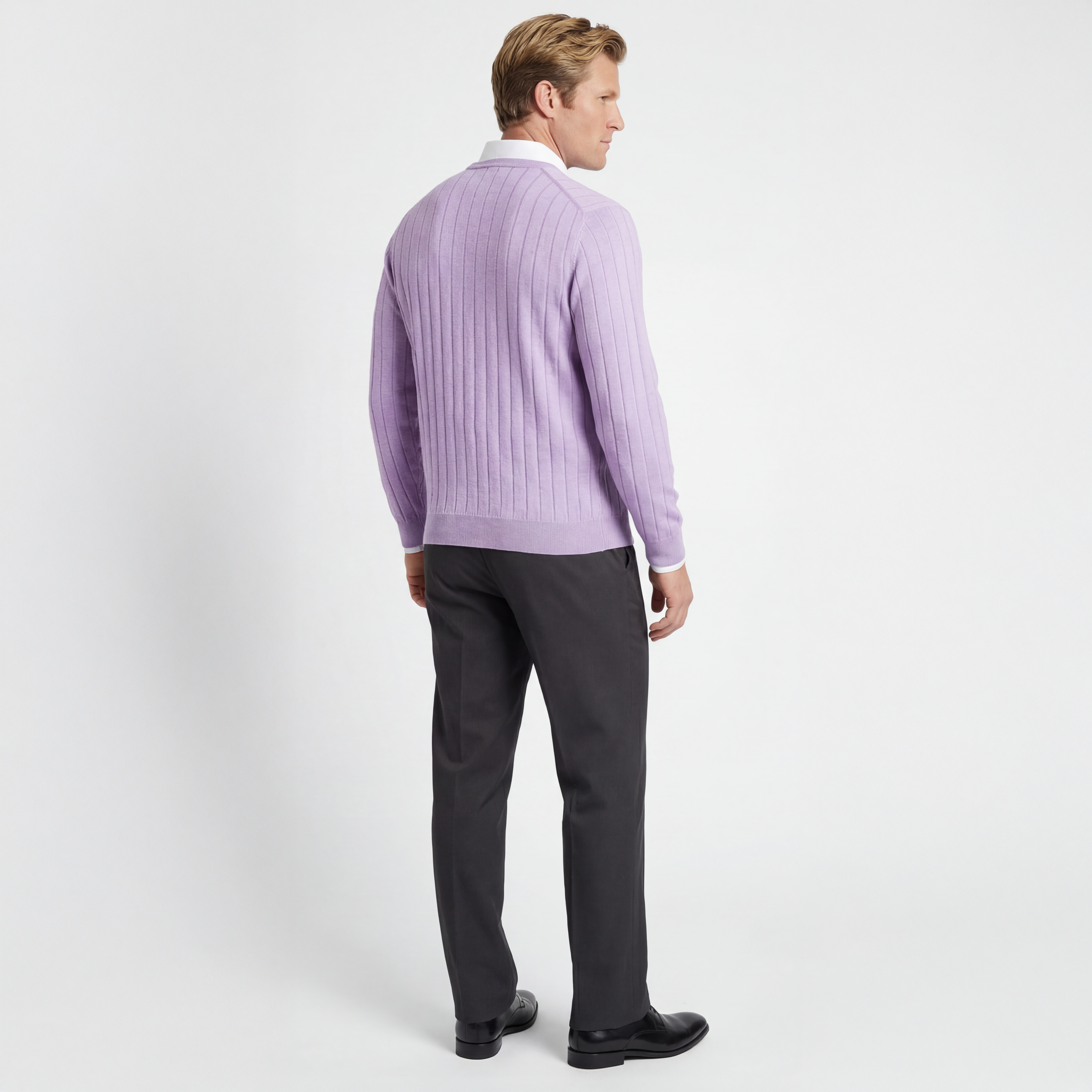 Signature Merino V-neck Pullover Sweater